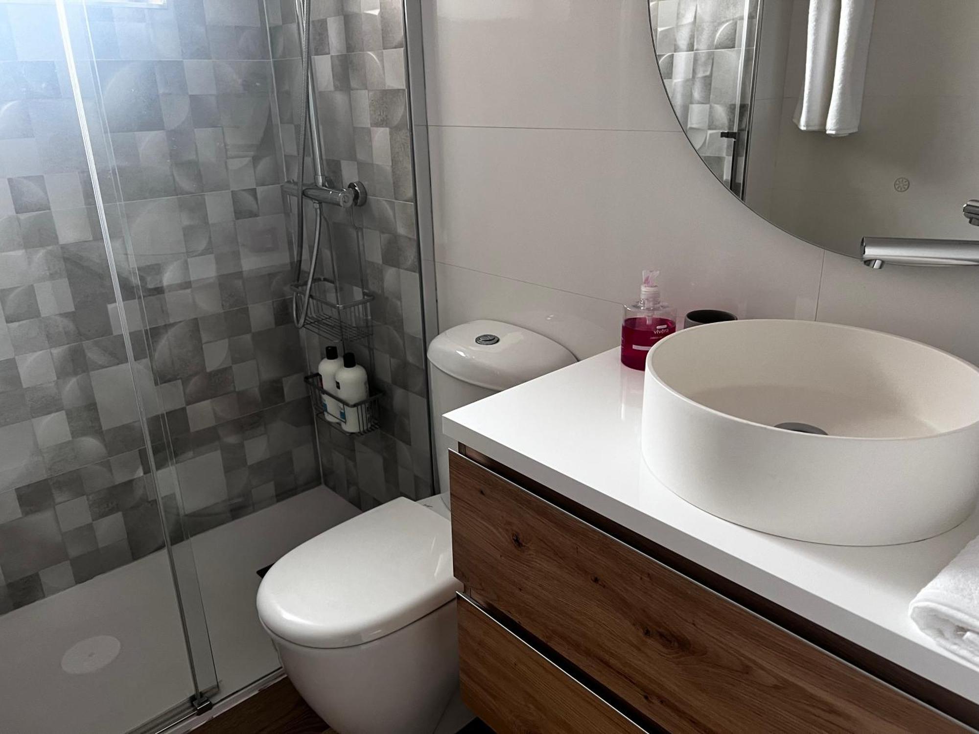 Duplex Bertamirans Apartment Angeles Екстериор снимка
